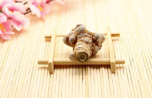 三七粉一天能吃多少？